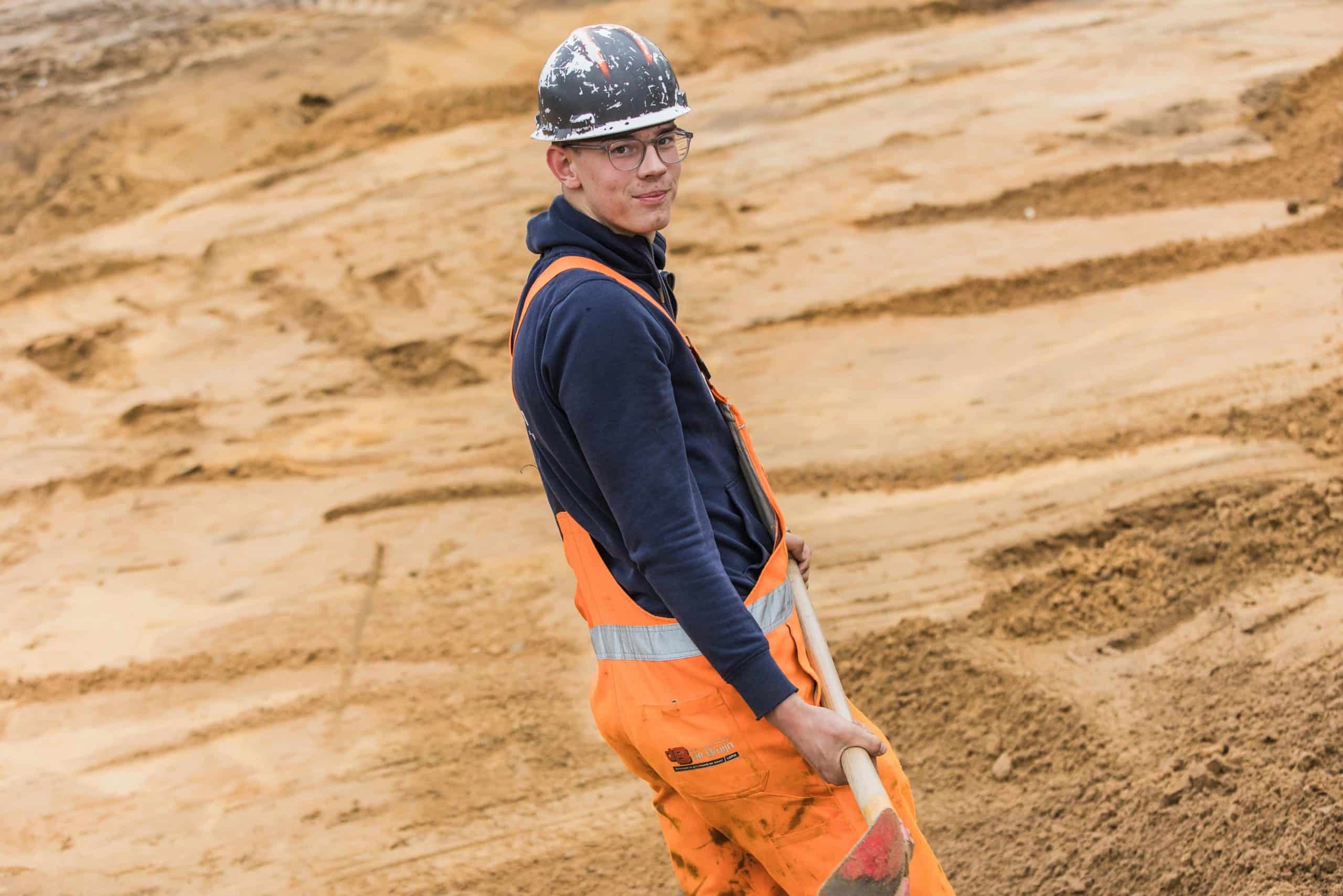 Werknemer op bouwplaats